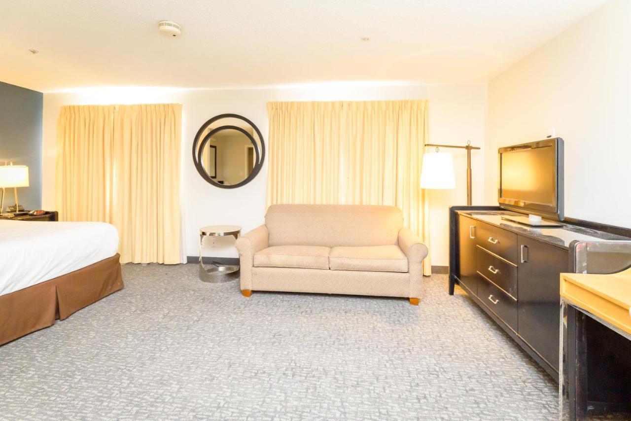 Philadelphia Suites At Airport - An Extended Stay Hotel Ngoại thất bức ảnh